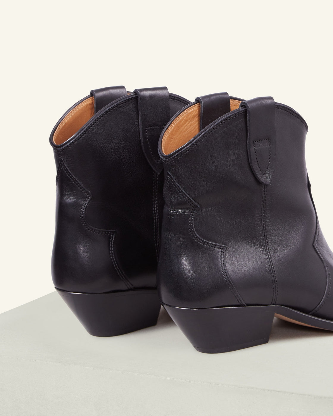 Boots Dewina - Black